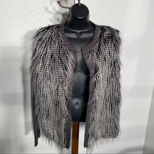 Faux fur cardigan. - 625